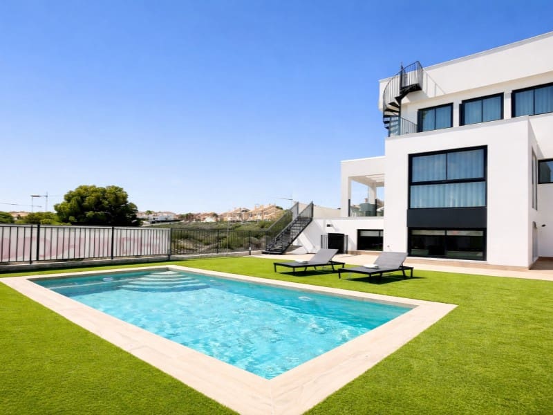 3 quarto Moradia para venda em Algorfa com piscina - 495 000 € (Ref: 8949189)