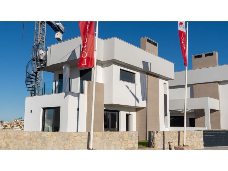 3 quarto Moradia para venda em Algorfa com piscina - 528 000 € (Ref: 8979595)