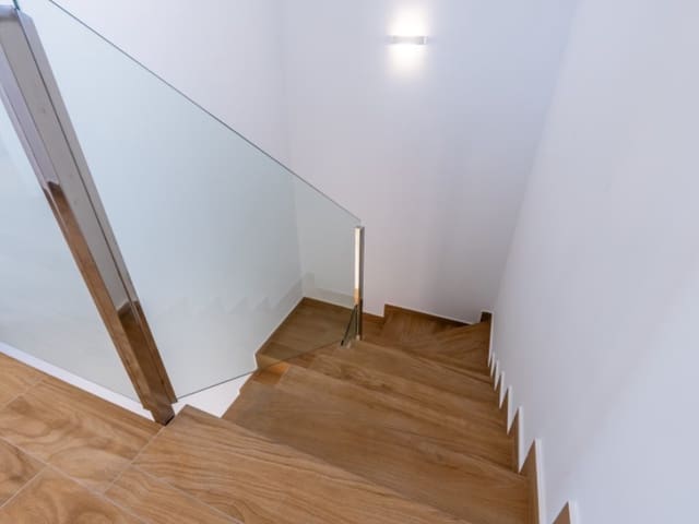 3 soveværelse Villa til salg i Algorfa med swimmingpool - € 528.000 (Ref: 8979595)