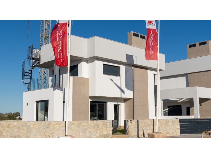 3 quarto Moradia para venda em Algorfa com piscina - 528 000 € (Ref: 8979595)