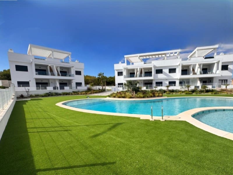 2 soveværelse Bungalow til salg i Torrevieja med garage - € 311.000 (Ref: 9059783)