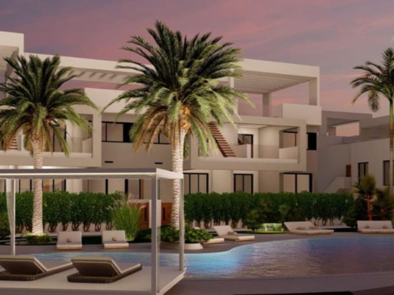 2 soveværelse Bungalow til salg i Torrevieja med garage - € 311.000 (Ref: 9059783)