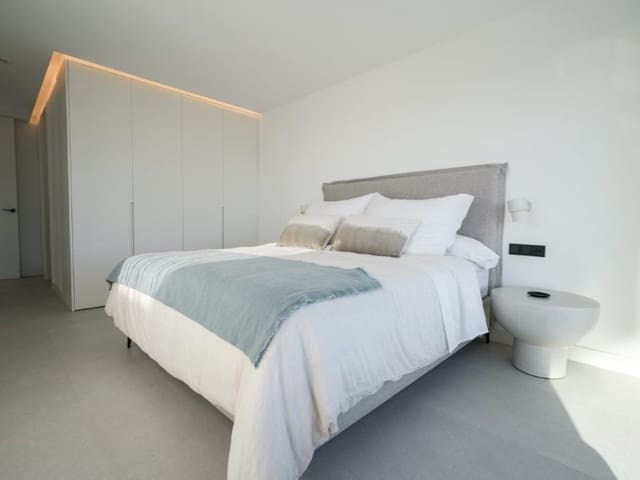 3 bedroom Villa for sale in Polop with pool garage - € 860,000 (Ref: 9074989)