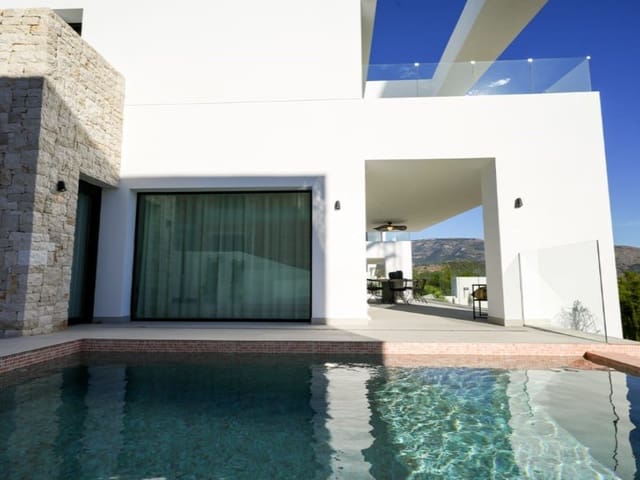 3 bedroom Villa for sale in Polop with pool garage - € 860,000 (Ref: 9074989)