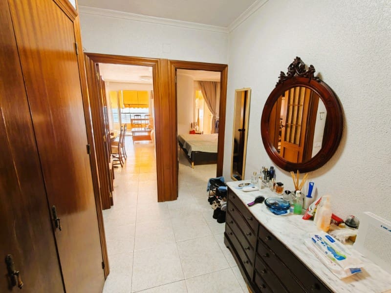 3 soveværelse Lejlighed til salg i Alicante by - € 459.000 (Ref: 9112605)