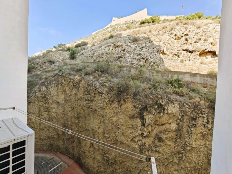 3 soveværelse Lejlighed til salg i Alicante by - € 459.000 (Ref: 9112605)