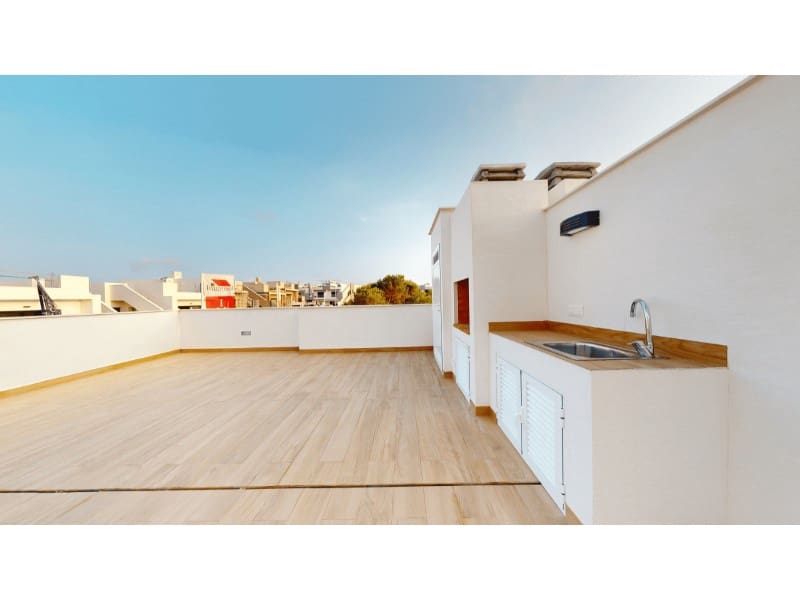 2 bedroom Bungalow for sale in Torrevieja with pool garage - € 369,000 (Ref: 9253664)