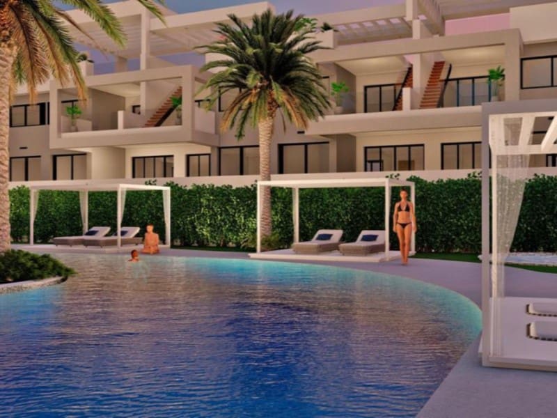 2 bedroom Bungalow for sale in Torrevieja with pool garage - € 369,000 (Ref: 9253664)