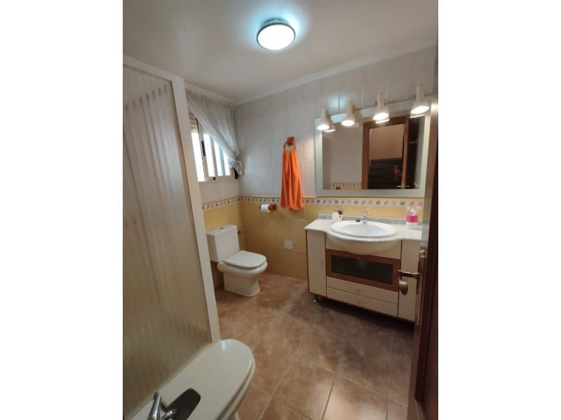 3 soveværelse Byhus til salg i Almoradi med garage - € 325.000 (Ref: 9338573)