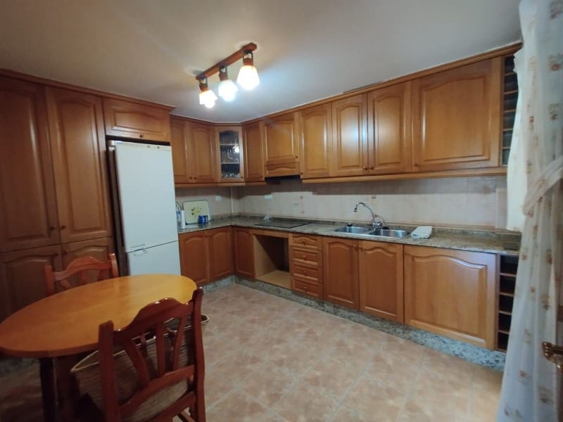 3 soveværelse Byhus til salg i Almoradi med garage - € 325.000 (Ref: 9338573)