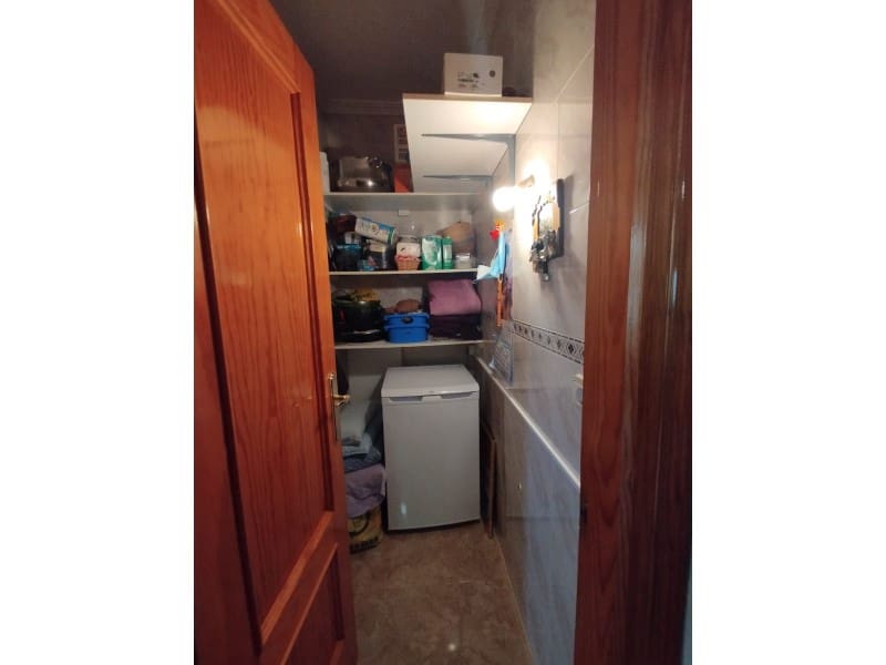 4 soverom Bungalow til salgs i Almoradi med garasje - € 170 000 (Ref: 9419943)