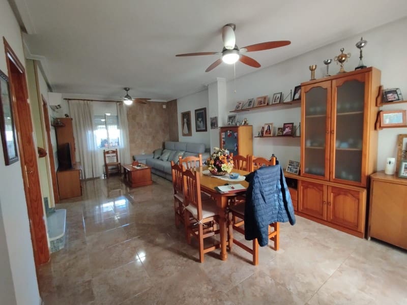 4 soverom Bungalow til salgs i Almoradi med garasje - € 170 000 (Ref: 9419943)