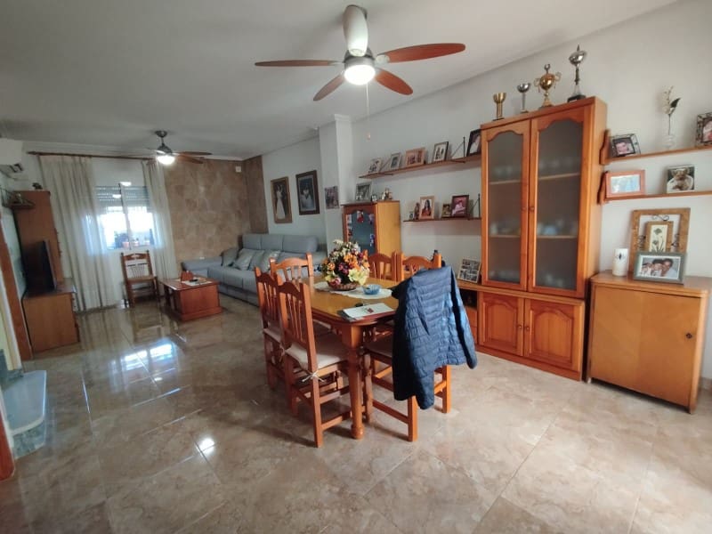 4 soverom Bungalow til salgs i Almoradi med garasje - € 170 000 (Ref: 9419943)