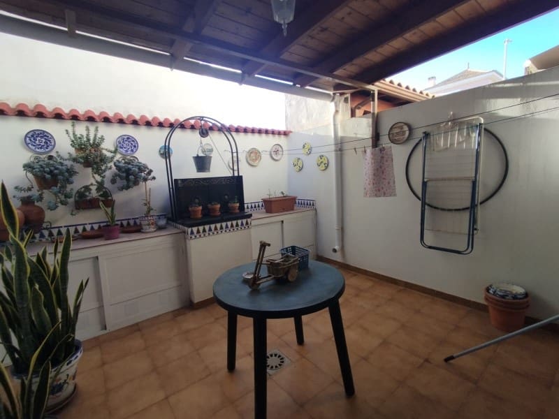 4 soverom Bungalow til salgs i Almoradi med garasje - € 170 000 (Ref: 9419943)