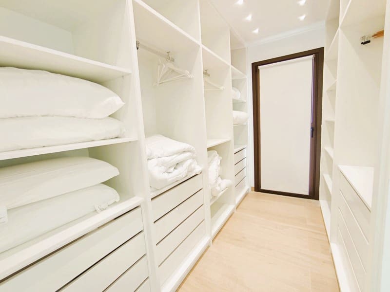 5 bedroom Villa for sale in Finestrat with pool - € 915,000 (Ref: 9604840)