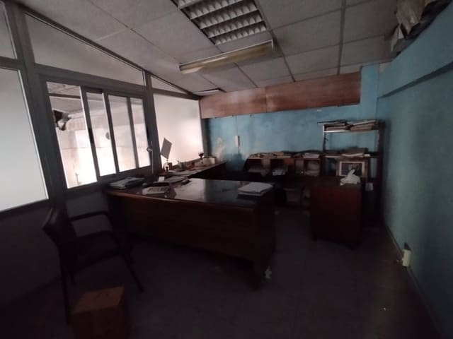 Kaupallinen myytävänä paikassa Jacarilla - 93 500 € (Ref: 9616119)