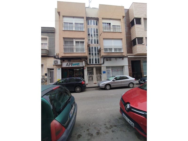 3 bedroom Flat for sale in Dolores - € 100,000 (Ref: 9670311)