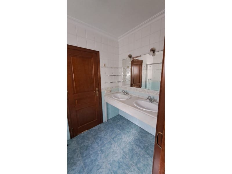 6 soverom Hus til salgs i Almoradi med garasje - € 395 000 (Ref: 9804135)