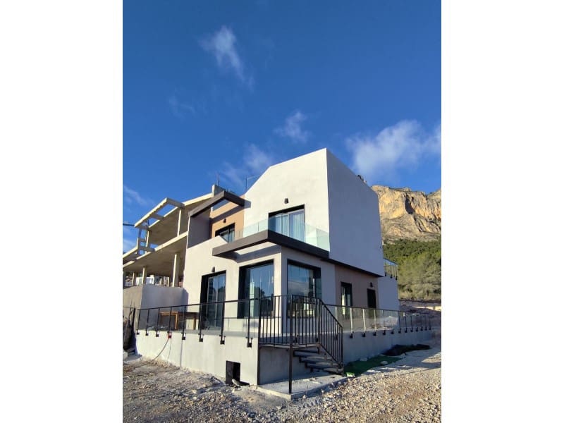 3 bedroom Semi-detached Villa for sale in Polop - € 505,280 (Ref: 9807852)