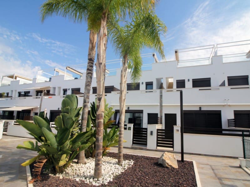 3 bedroom Townhouse for sale in Pilar de la Horadada with pool - € 354,900 (Ref: 9817881)