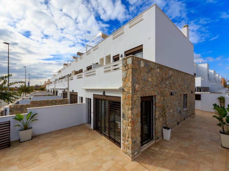 3 bedroom Townhouse for sale in Pilar de la Horadada with pool - € 354,900 (Ref: 9817881)