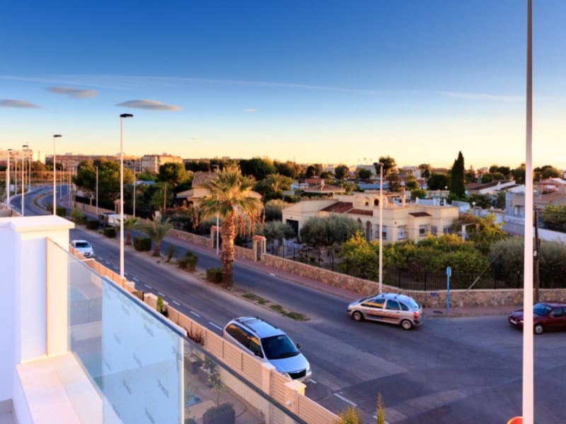 3 bedroom Townhouse for sale in Pilar de la Horadada with pool - € 354,900 (Ref: 9817881)