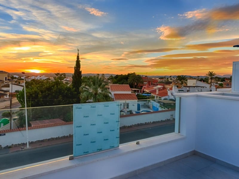 3 bedroom Townhouse for sale in Pilar de la Horadada with pool - € 354,900 (Ref: 9817881)