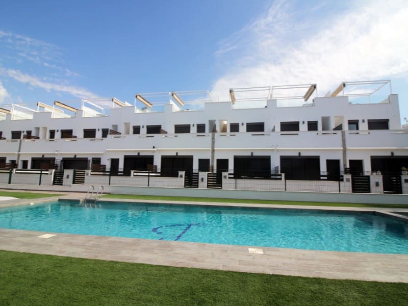 3 bedroom Townhouse for sale in Pilar de la Horadada with pool - € 354,900 (Ref: 9817881)