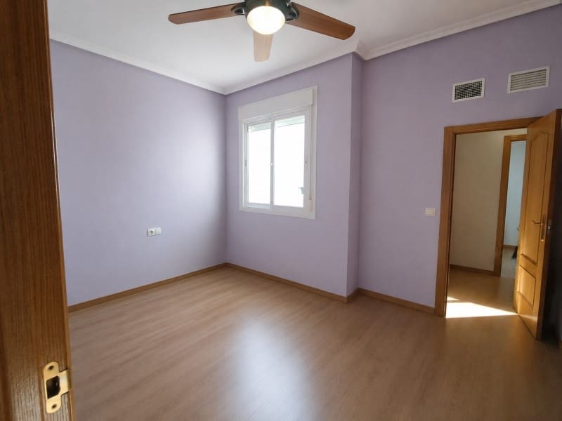 3 sovrum Lägenhet till salu i Almoradi med garage - 120 000 € (Ref: 9820225)