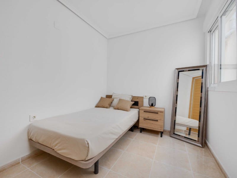 1 bedroom Apartment for sale in San Fulgencio with pool - € 110,000 (Ref: 9820227)