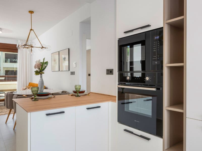 2 slaapkamer Appartement te koop in Torrevieja met zwembad - € 265.000 (Ref: 9820228)