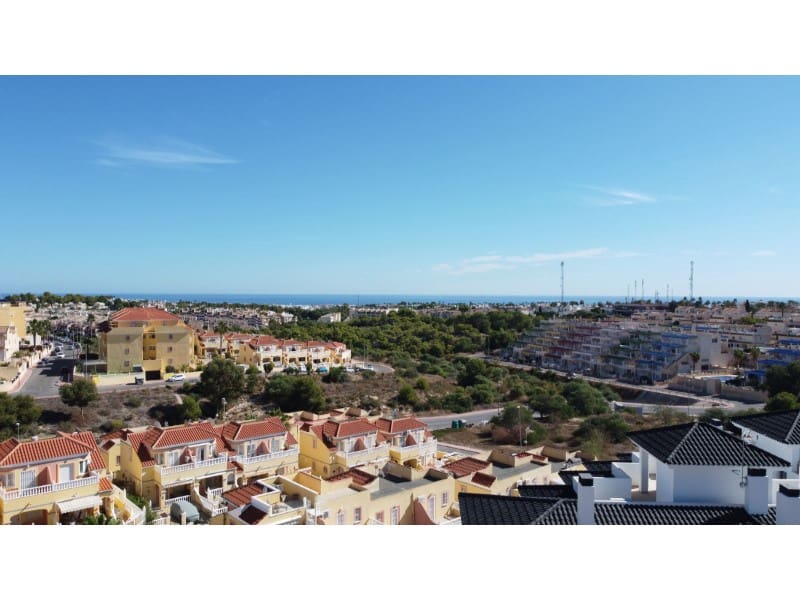 2 bedroom Apartment for sale in Orihuela with pool - € 255,000 (Ref: 9820237)