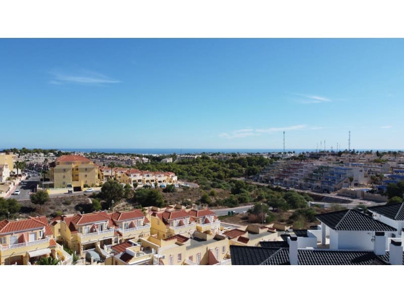 2 bedroom Apartment for sale in Orihuela with pool - € 255,000 (Ref: 9820237)