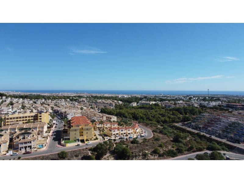 2 bedroom Apartment for sale in Orihuela with pool - € 255,000 (Ref: 9820237)