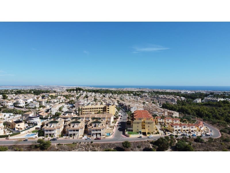 2 bedroom Apartment for sale in Orihuela with pool - € 255,000 (Ref: 9820237)
