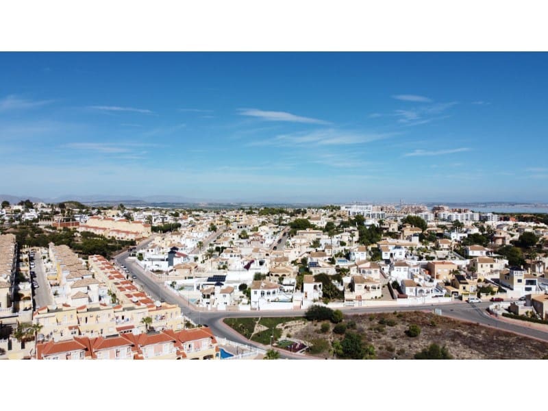 2 bedroom Apartment for sale in Orihuela with pool - € 255,000 (Ref: 9820237)