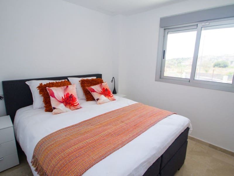 2 bedroom Apartment for sale in Orihuela with pool - € 255,000 (Ref: 9820237)