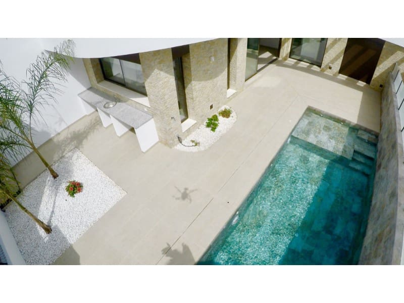 3 bedroom Villa for sale in Almoradi - € 465,000 (Ref: 9820242)