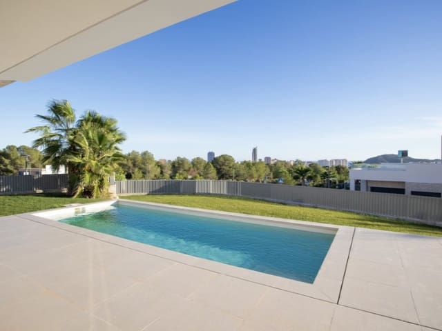 Pareado de 4 habitaciones en Golf Bahía, Finestrat en venta - 578.500 € (Ref: 9820245)