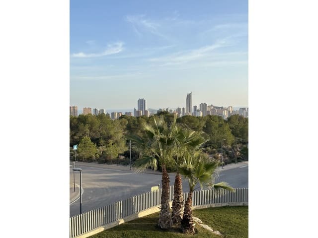 Pareado de 4 habitaciones en Golf Bahía, Finestrat en venta - 578.500 € (Ref: 9820245)
