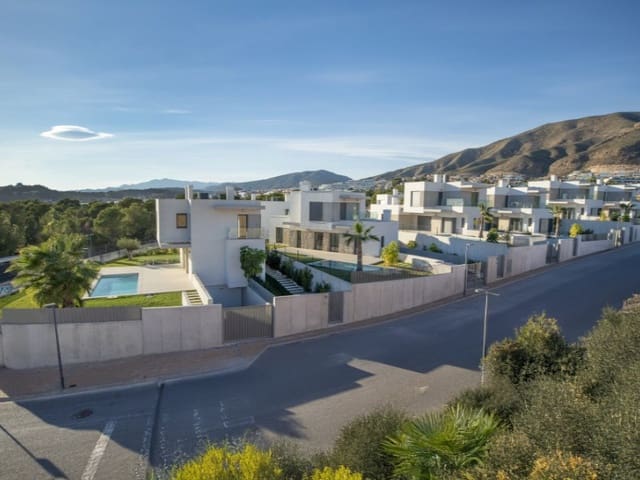 Pareado de 4 habitaciones en Golf Bahía, Finestrat en venta - 578.500 € (Ref: 9820245)