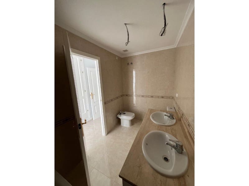 2 bedroom Apartment for sale in Orihuela with pool - € 238,000 (Ref: 9820250)