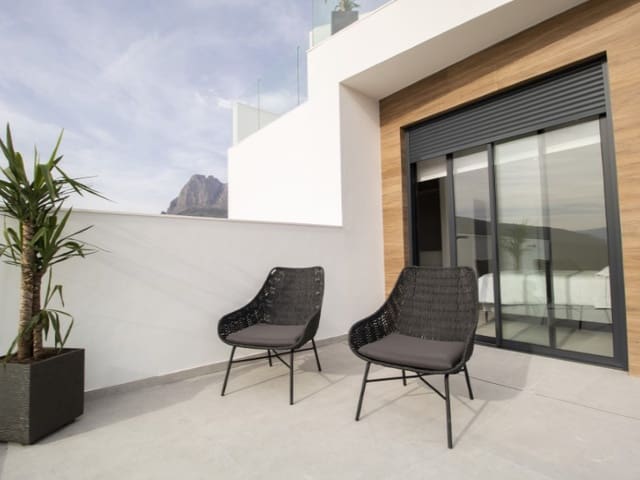 Chalet de 3 habitaciones en Golf Bahía, Finestrat en venta - 579.000 € (Ref: 9820257)