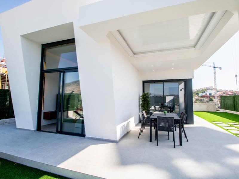Chalet de 3 habitaciones en Finestrat en venta - 579.000 € (Ref: 9820257)