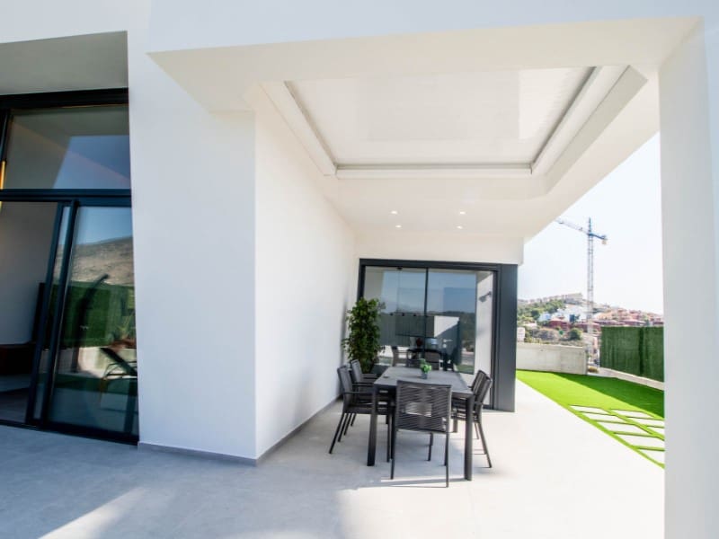 Chalet de 3 habitaciones en Finestrat en venta - 579.000 € (Ref: 9820257)
