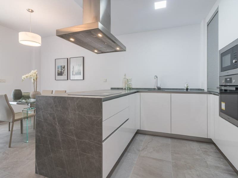 3 sypialnia Apartament na sprzedaż w Torrevieja z basenem - 310 000 € (Ref: 9824768)