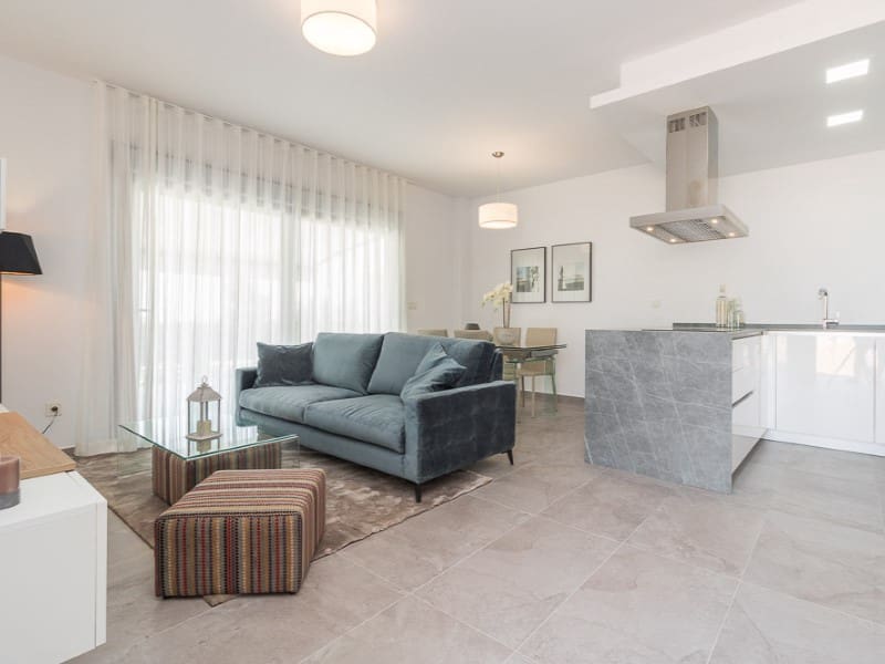 3 sypialnia Apartament na sprzedaż w Torrevieja z basenem - 310 000 € (Ref: 9824768)