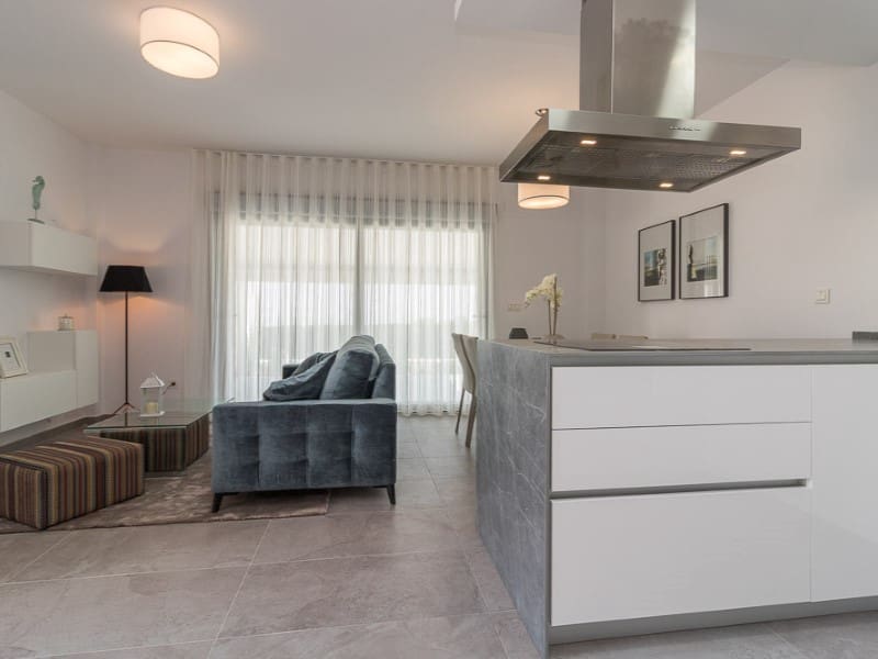 3 sypialnia Apartament na sprzedaż w Torrevieja z basenem - 310 000 € (Ref: 9824768)