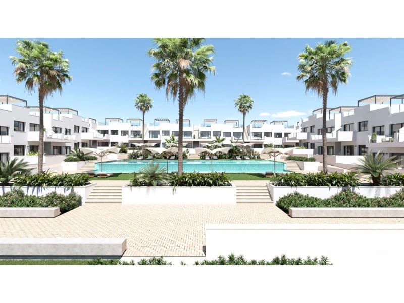 2 soveværelse Lejlighed til salg i Torrevieja med swimmingpool - € 299.900 (Ref: 9824778)