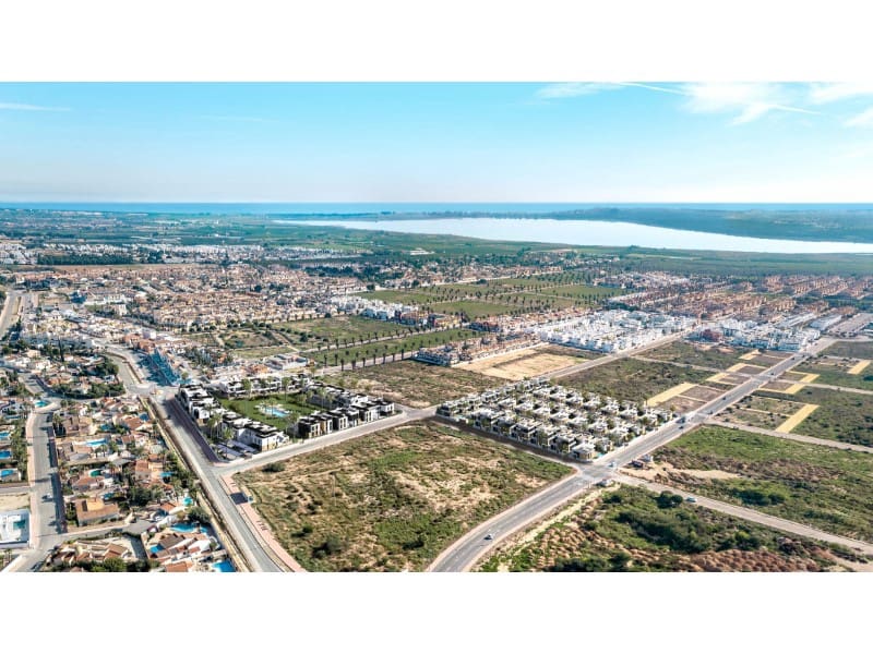 2 sovrum Lägenhet till salu i Ciudad Quesada med pool - 322 000 € (Ref: 9824779)